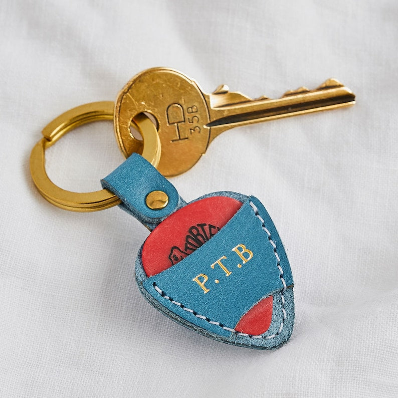 Personalised Plectrum Holder Leather Keyring | Keychain Gift for Musician Dad | Personalized Father's Day Present for Guitarists