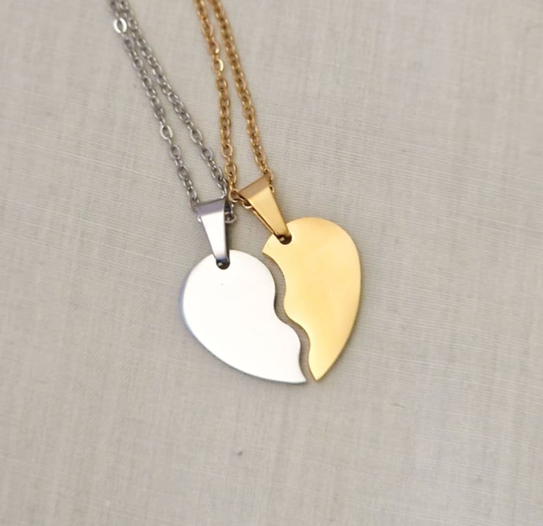 Personalised Best Friends Heart Necklaces Couples Necklaces Custom Engraved Gift For Her Minimalist Bridesmaid Gift Birthday Gift